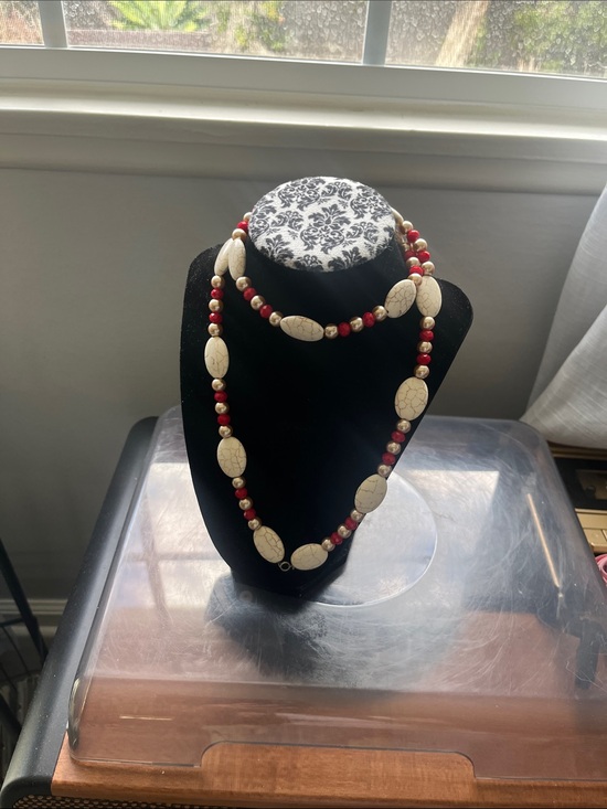 Handmade Jewelry - Cream and Red Beaded Long Necklace - Unbranded